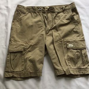 Levi’s men’s cargo shorts.
